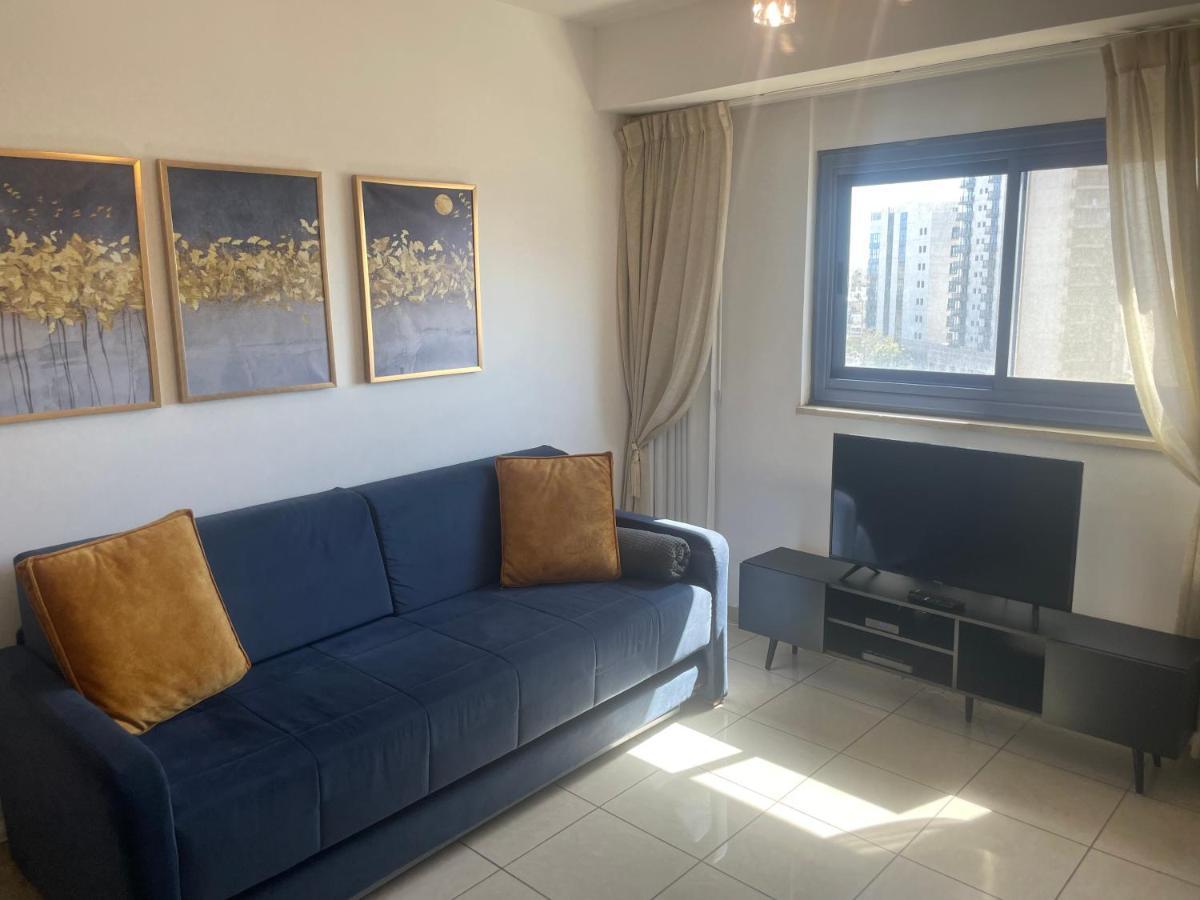 Apartment In Heart Of القدس المظهر الخارجي الصورة